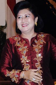 Ibu Ani Yudhoyono Main Ketoprak